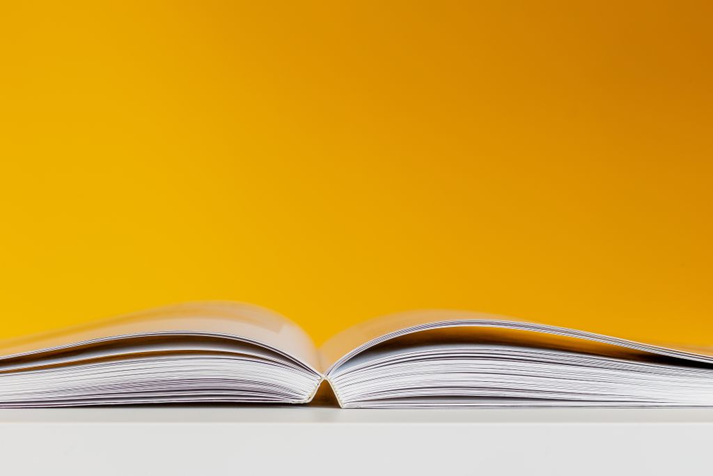 Aufgeschlagenes Buch